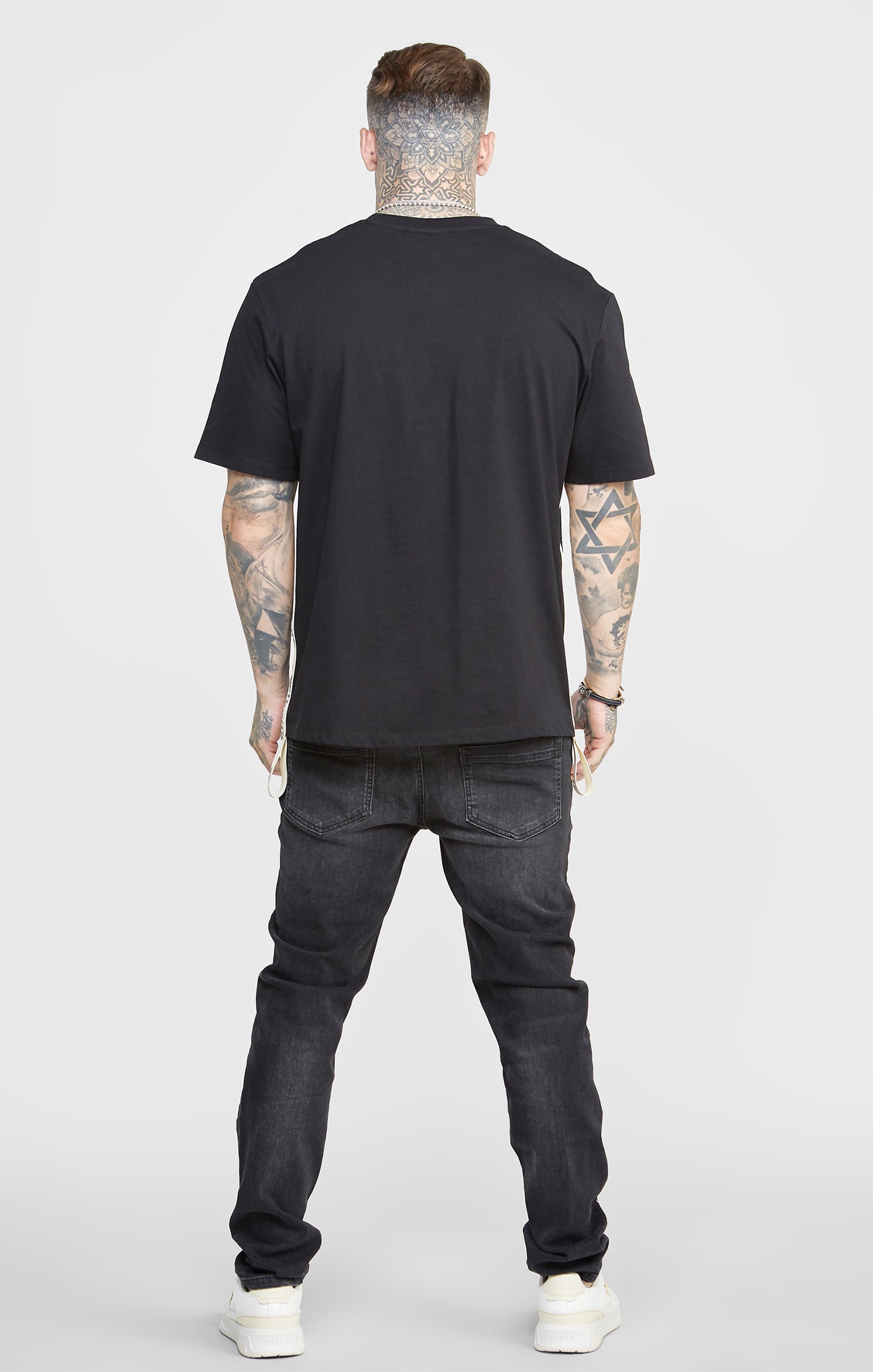 Load image into Gallery viewer, Washed Black Slim Fit Denims (4)