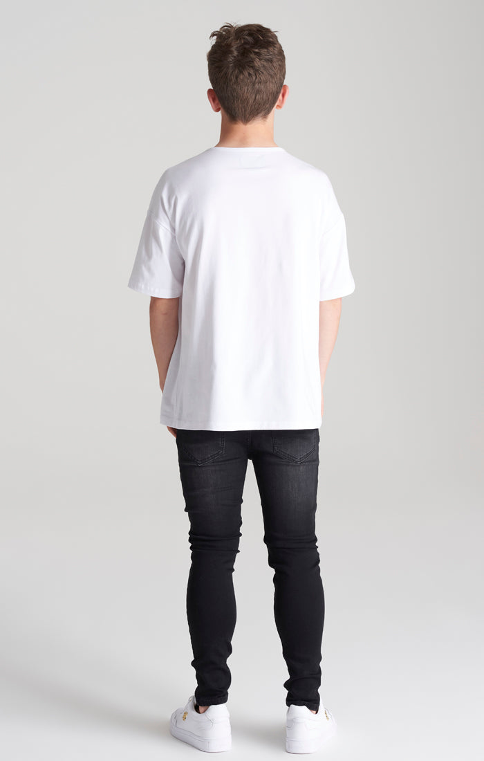 Boys White Oversized T-Shirt (3)