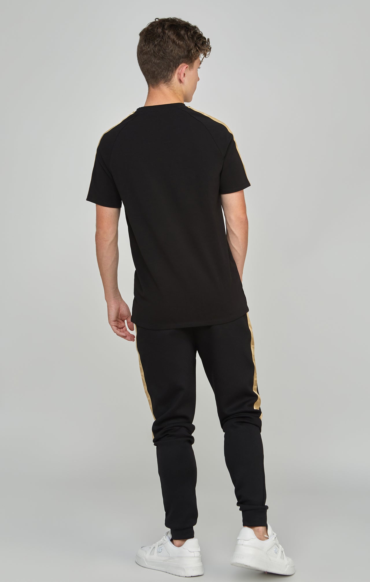 Boys Black Taped Raglan T-Shirt (4)