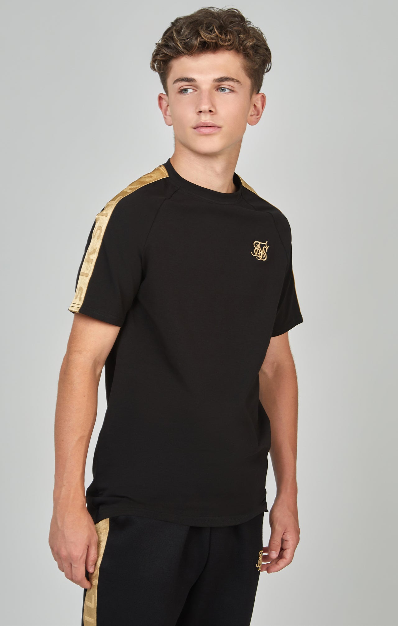 Boys Black Taped Raglan T-Shirt (5)