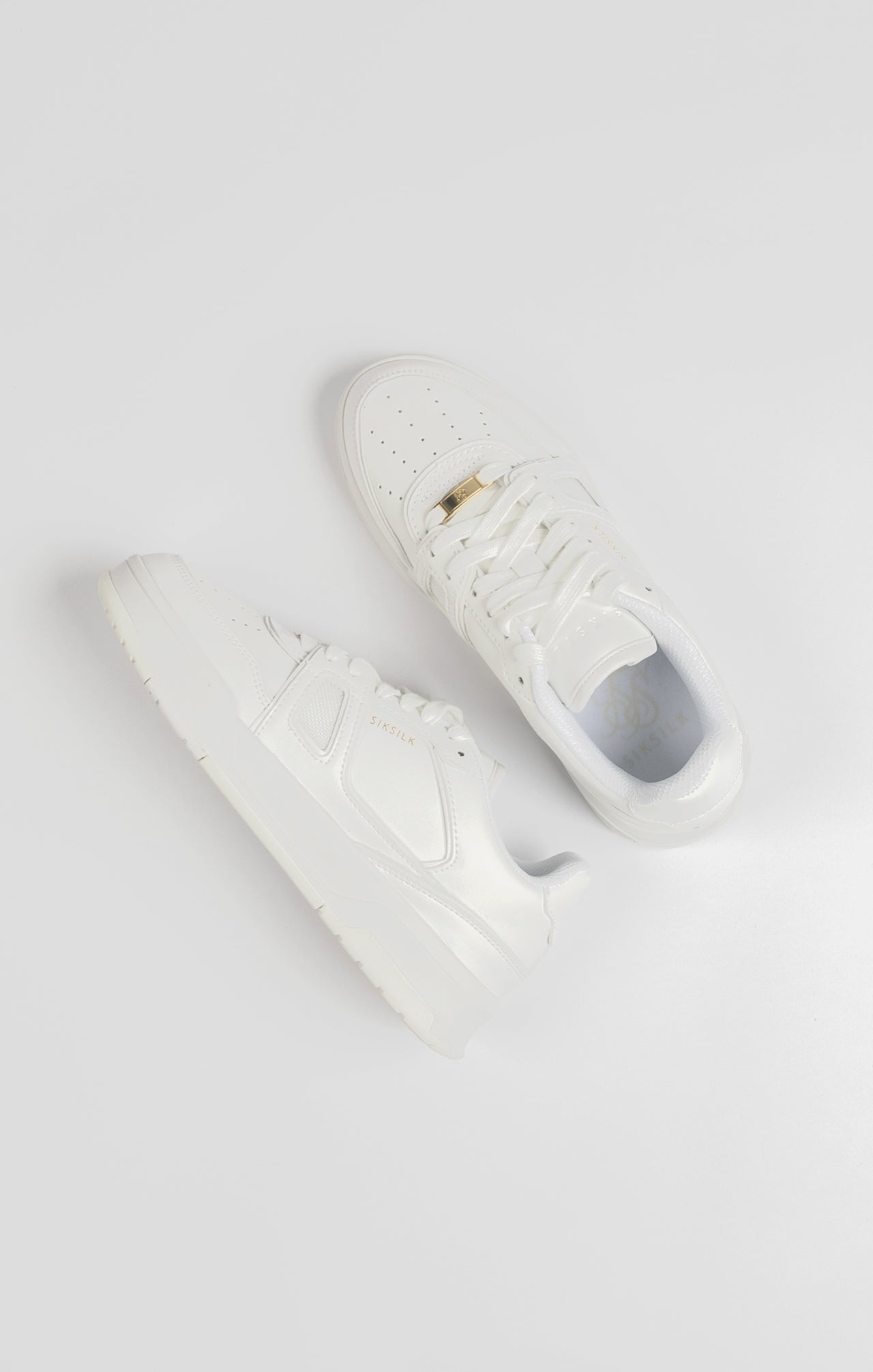 White Low-Top Court Trainer (6)