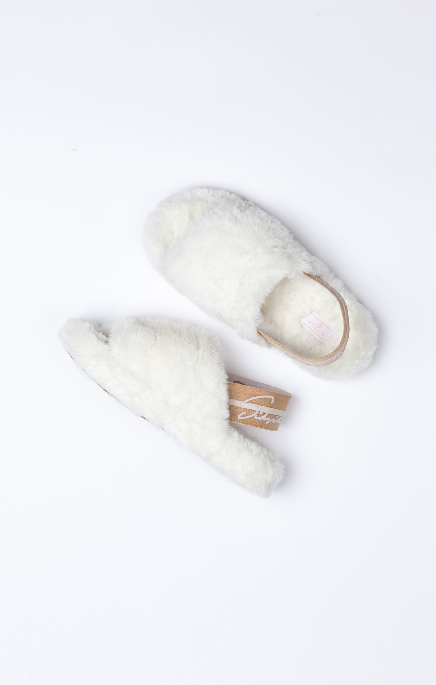Load image into Gallery viewer, White Fluffy Slide Slipper (5)