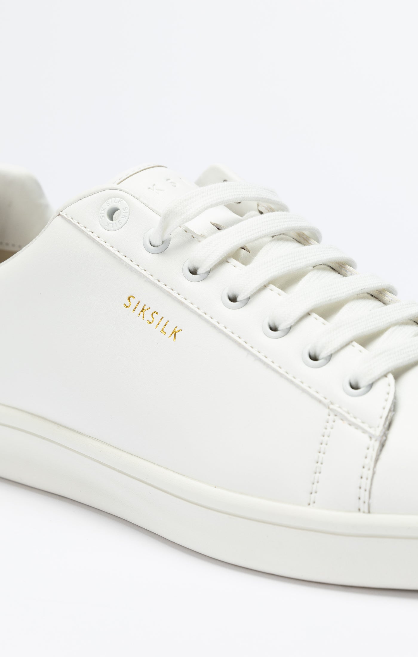 Load image into Gallery viewer, White Low-Top Casual Trainer (5)