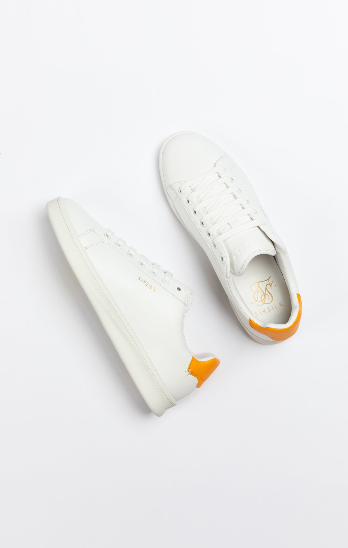 Load image into Gallery viewer, White Low-Top Casual Trainer (8)