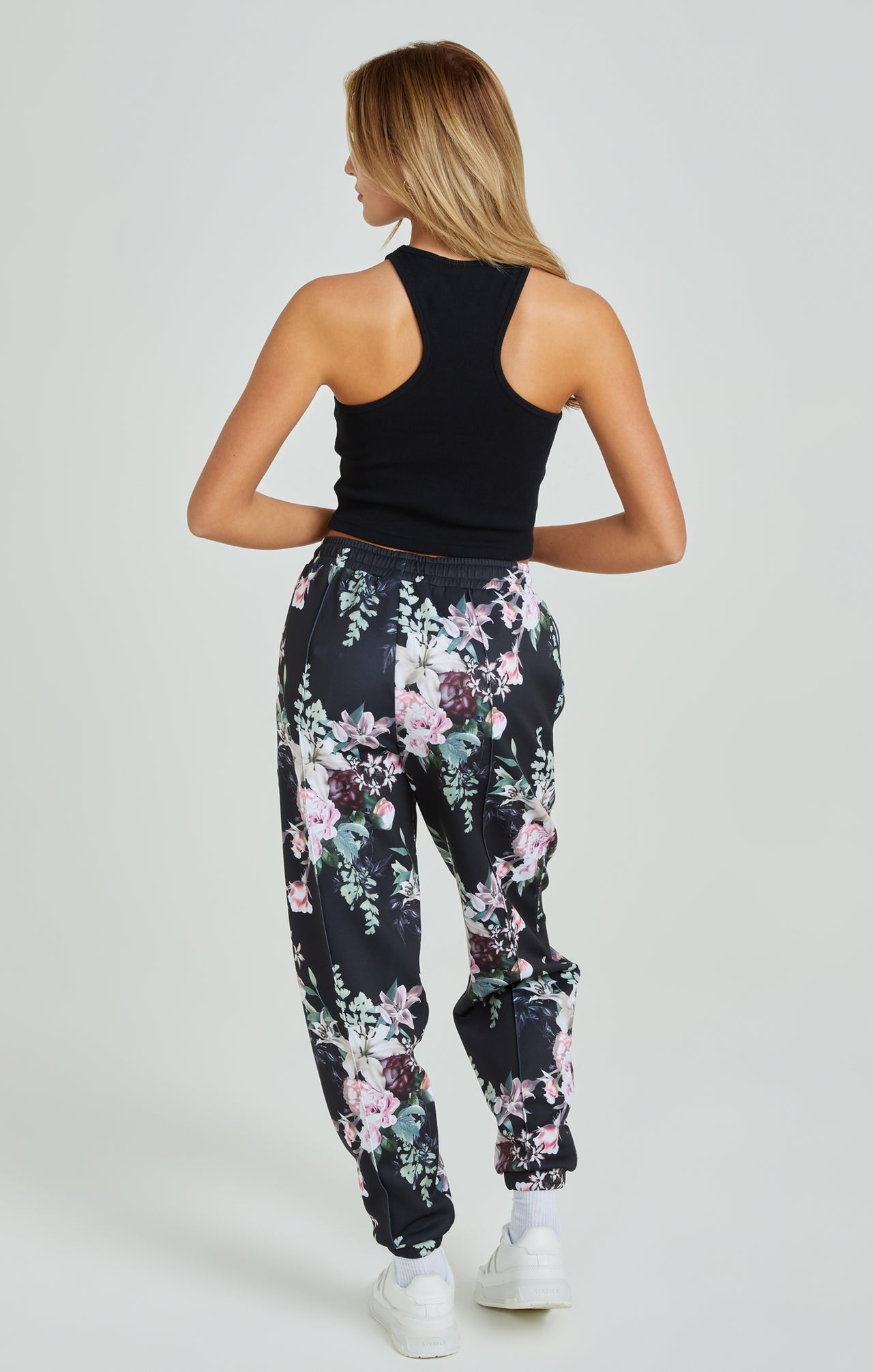 Black Floral Print Oversized Joggers (4)