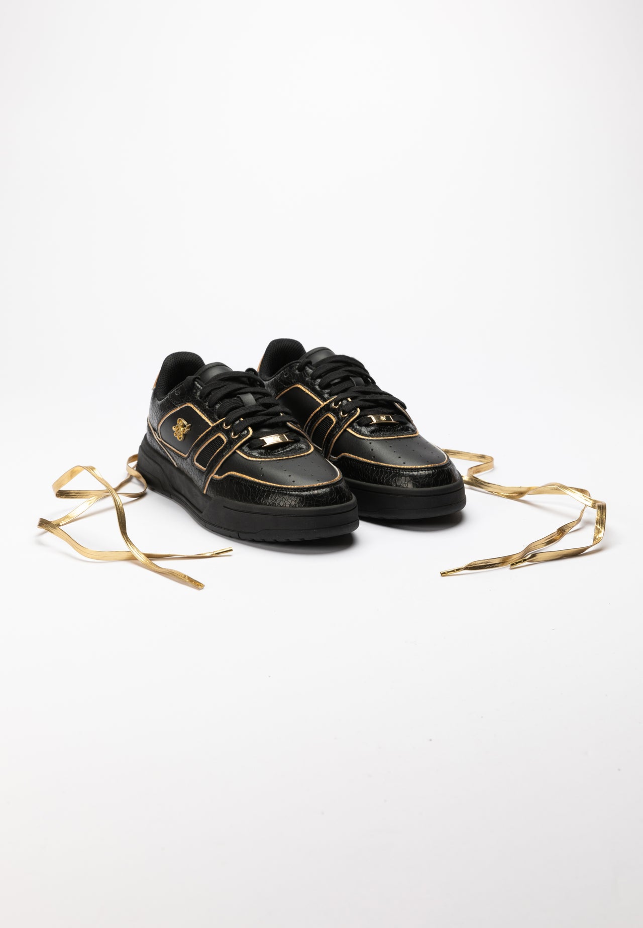 Black And Gold Trimmed Low Top Court Trainer (5)