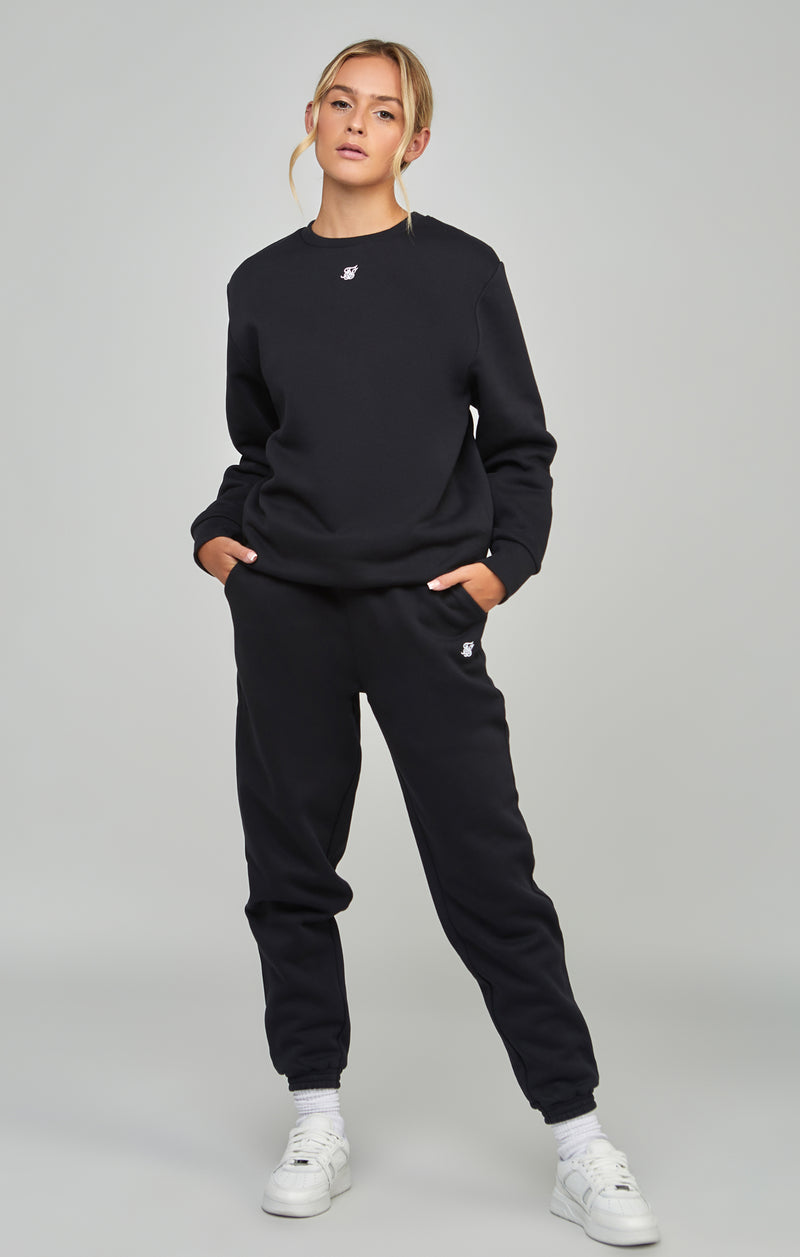 Black Essential Sweatshirt (1)